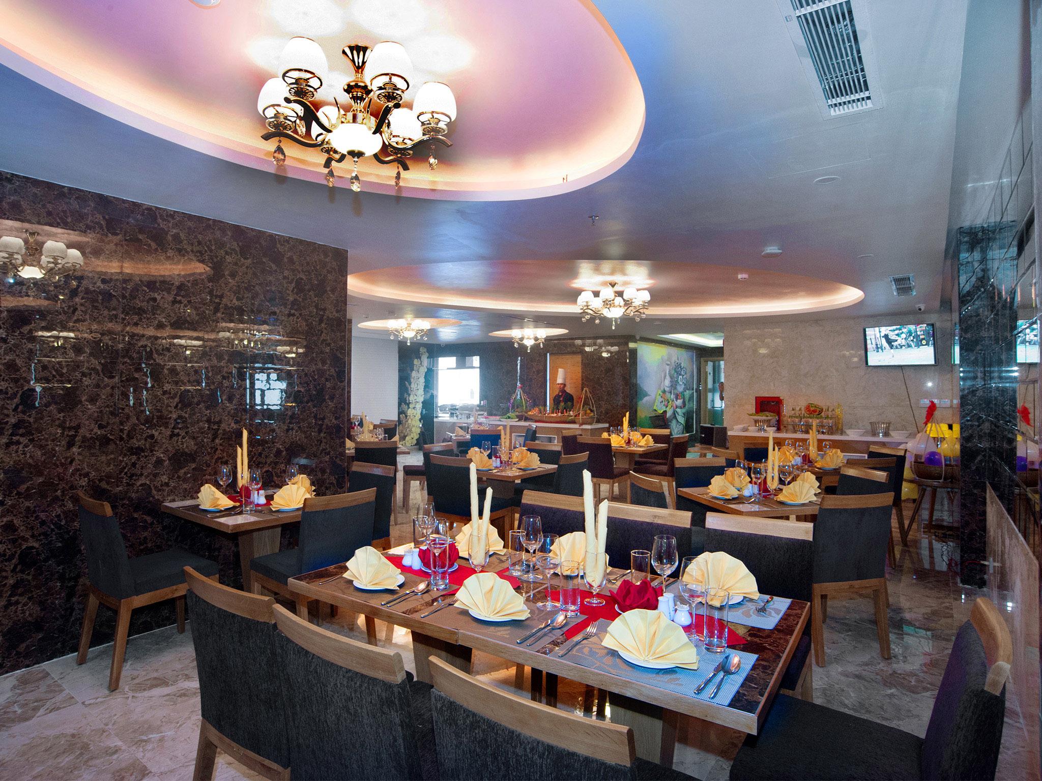 דה נאנג Sea Queen Hotel מראה חיצוני תמונה
